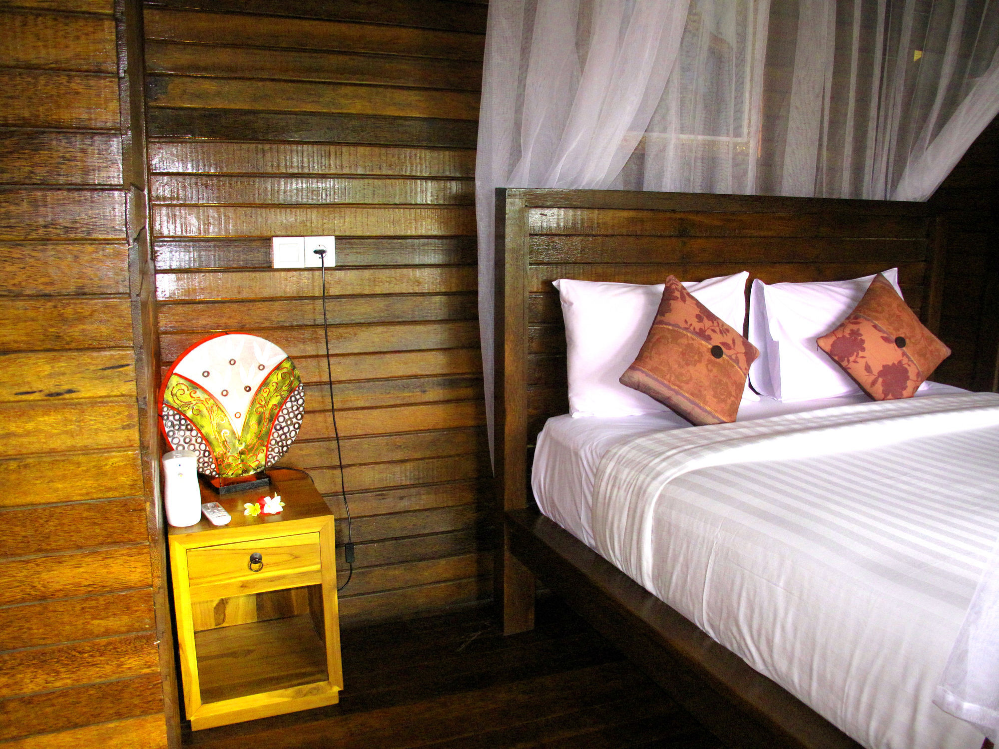 Hotel Dmas Huts Lembongan Extérieur photo