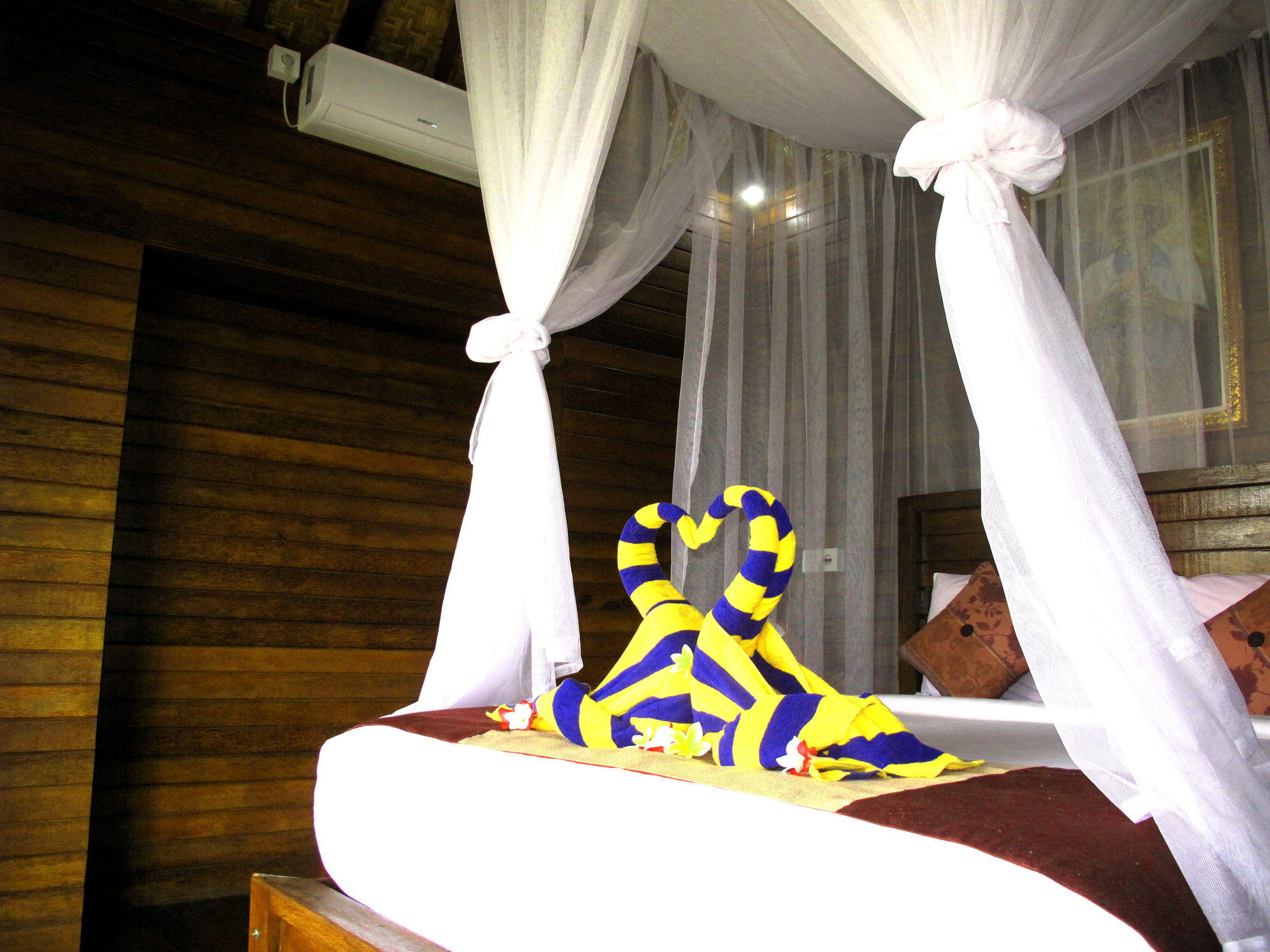 Hotel Dmas Huts Lembongan Extérieur photo