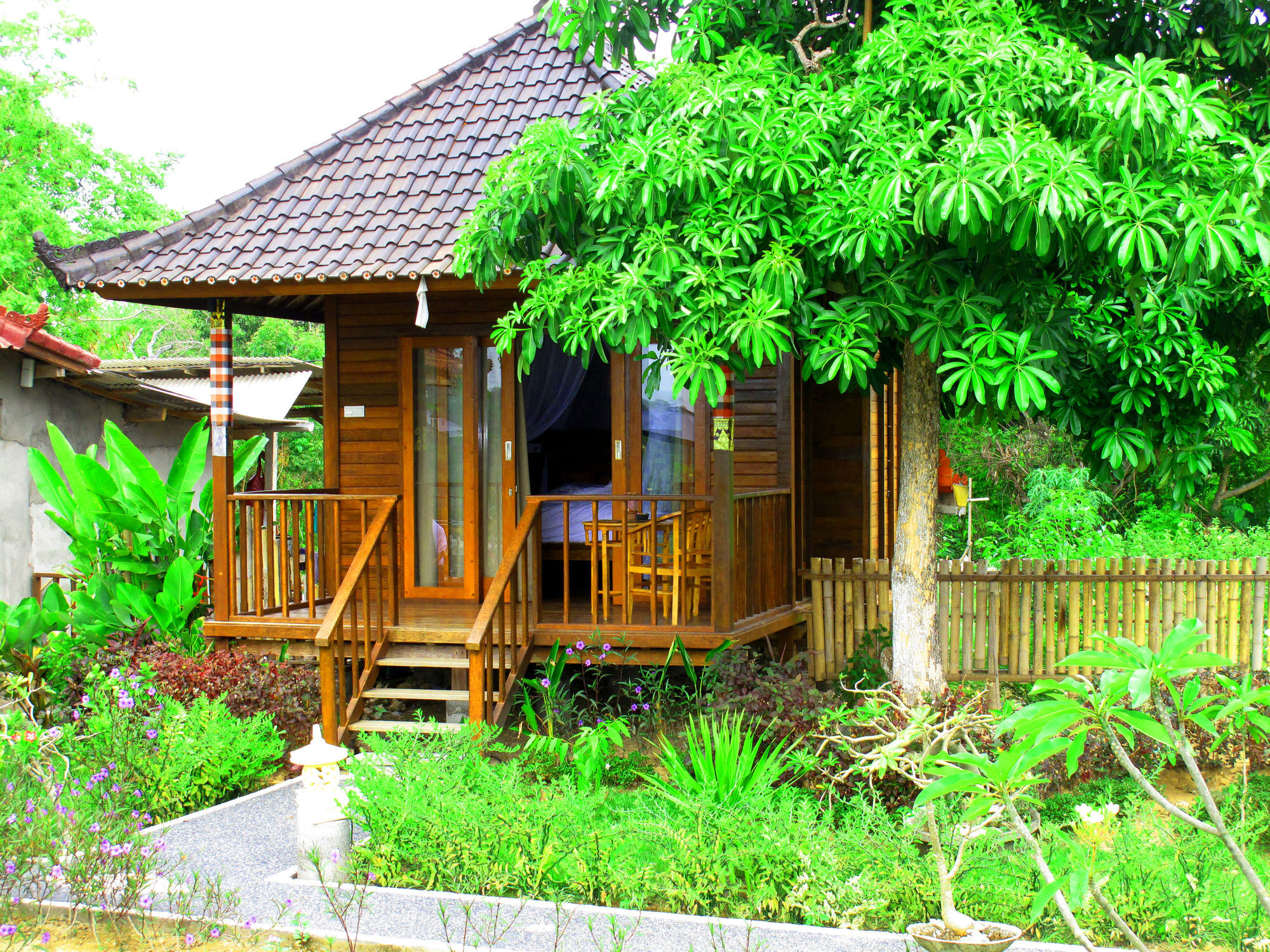 Hotel Dmas Huts Lembongan Extérieur photo